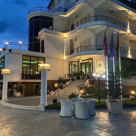 Garden Boutique Hotel 엘바산 외부 사진