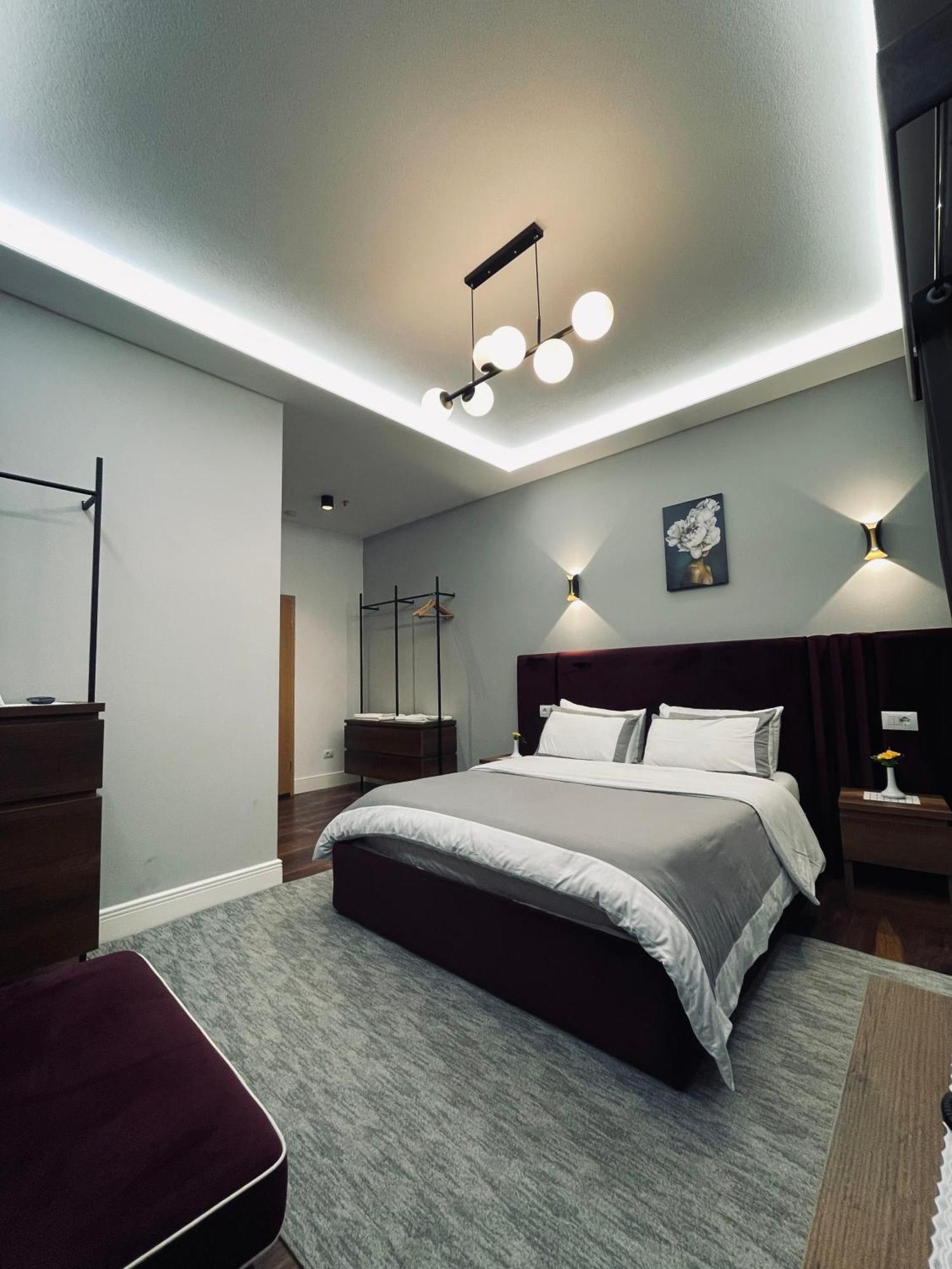 Garden Boutique Hotel 엘바산 외부 사진